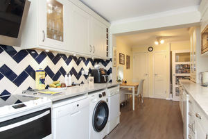 Photo 12- click for photo gallery